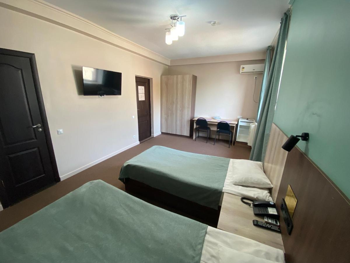 Ulpan Mini Hotel Nur-Sultan  Exterior photo