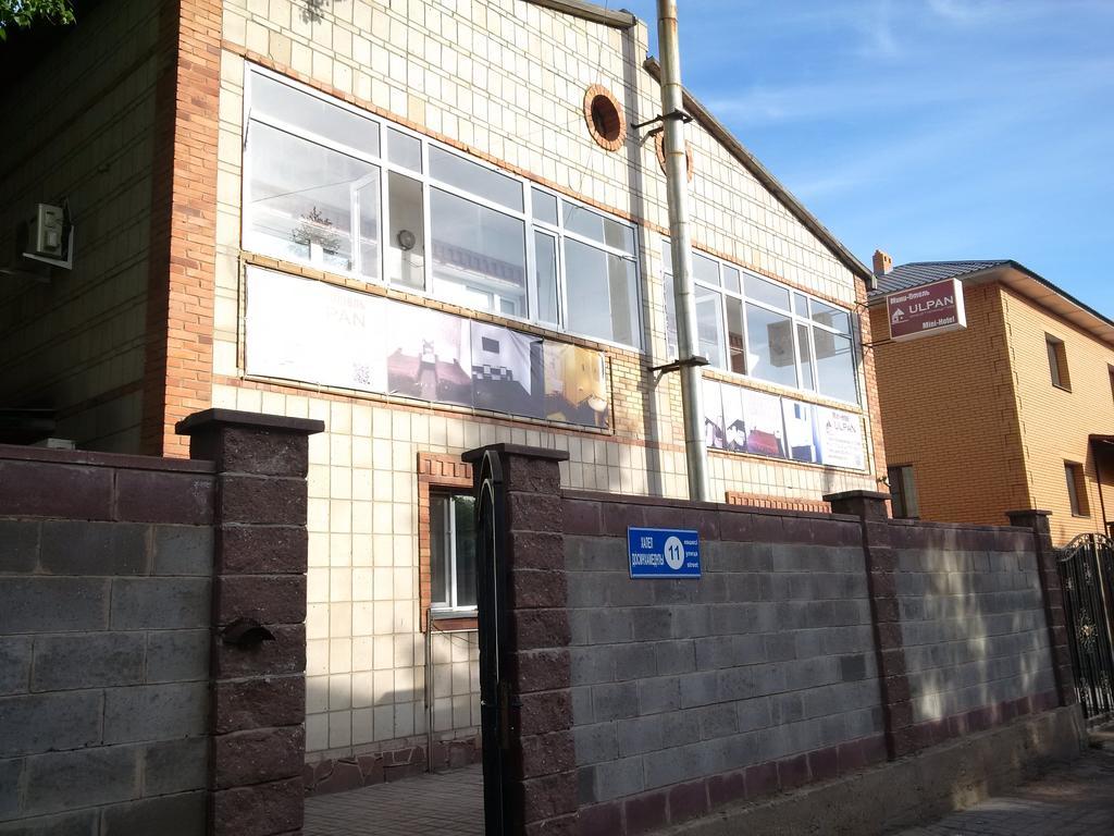 Ulpan Mini Hotel Nur-Sultan  Exterior photo